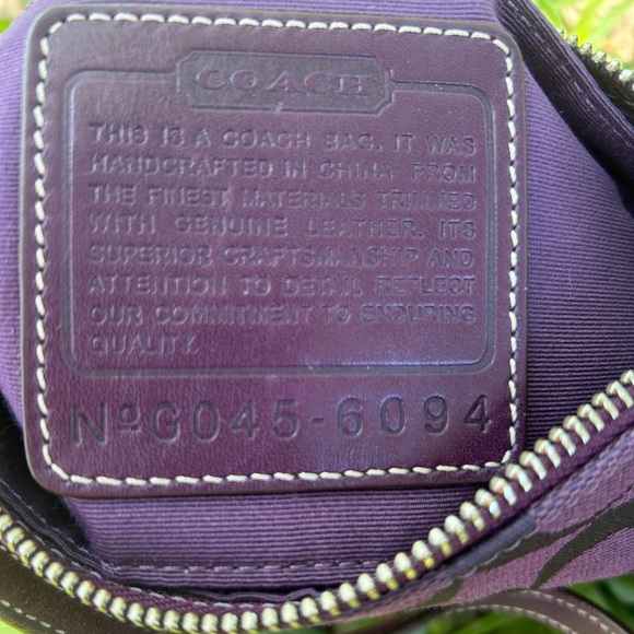 Rare Purple Coach Demi Leather and Canvas. Perfect for Summer - Picture 10 of 10